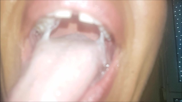 If you really love me, you'll watch my new PornhubModels video: https://t.co/QColZ8Wr2Z https://t.co