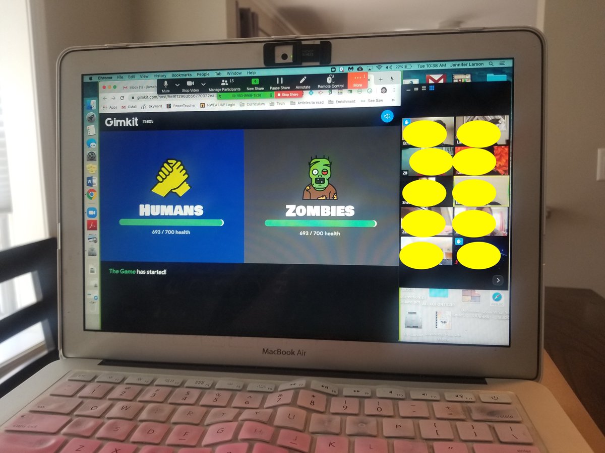 Jen Larson tweet media