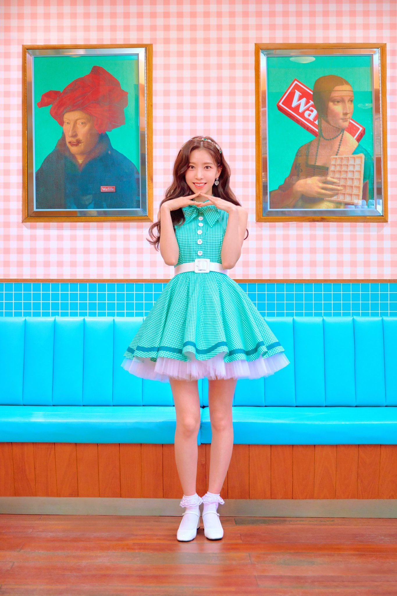 EWI5weoX0Act2il?format=jpg&name=large