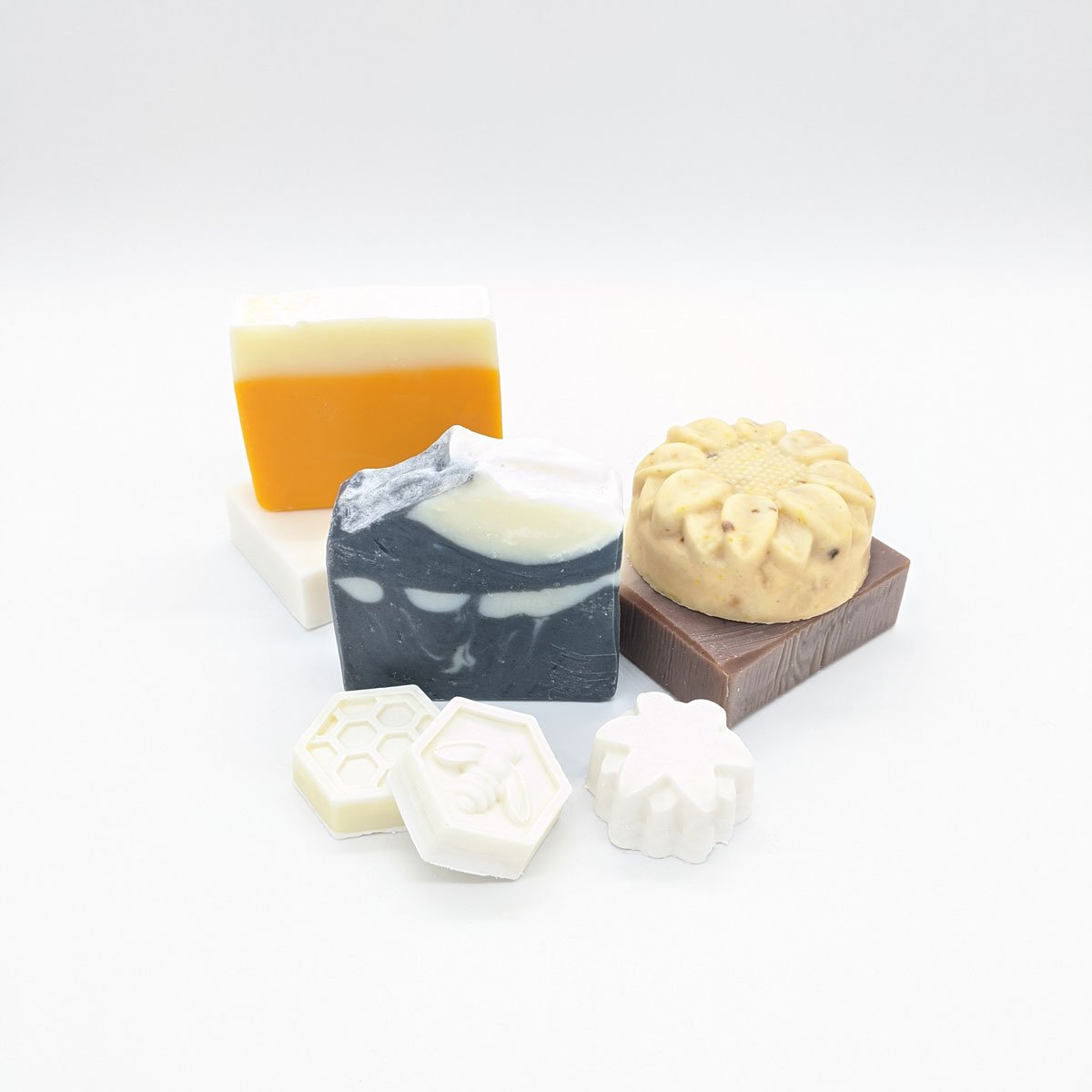 hyssopbeautyllc's tweet photo. Yes, we have #soap!
More: https://t.co/beN5OfqCO0

#soaps #soapshop #washyourhands #handmadesoap #clean #sustainable #eco #zerowaste #crueltyfree #fragrancefree #parabenfree #nontoxicbeauty #slsfree #slsfreesoap #nutleynj #nj #montclair #montclairnj #glenridgenj #readyourlabels https://t.co/72dT9DfaiB