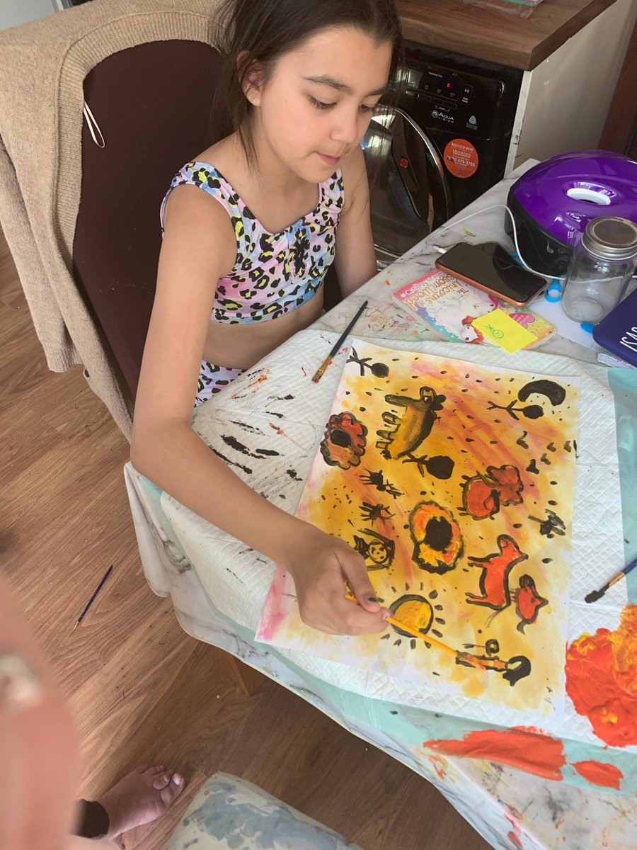 CherylJWriter's tweet photo. @ClassFisher1 We did the caveman painting offline :) https://t.co/7GNqkK0mKs