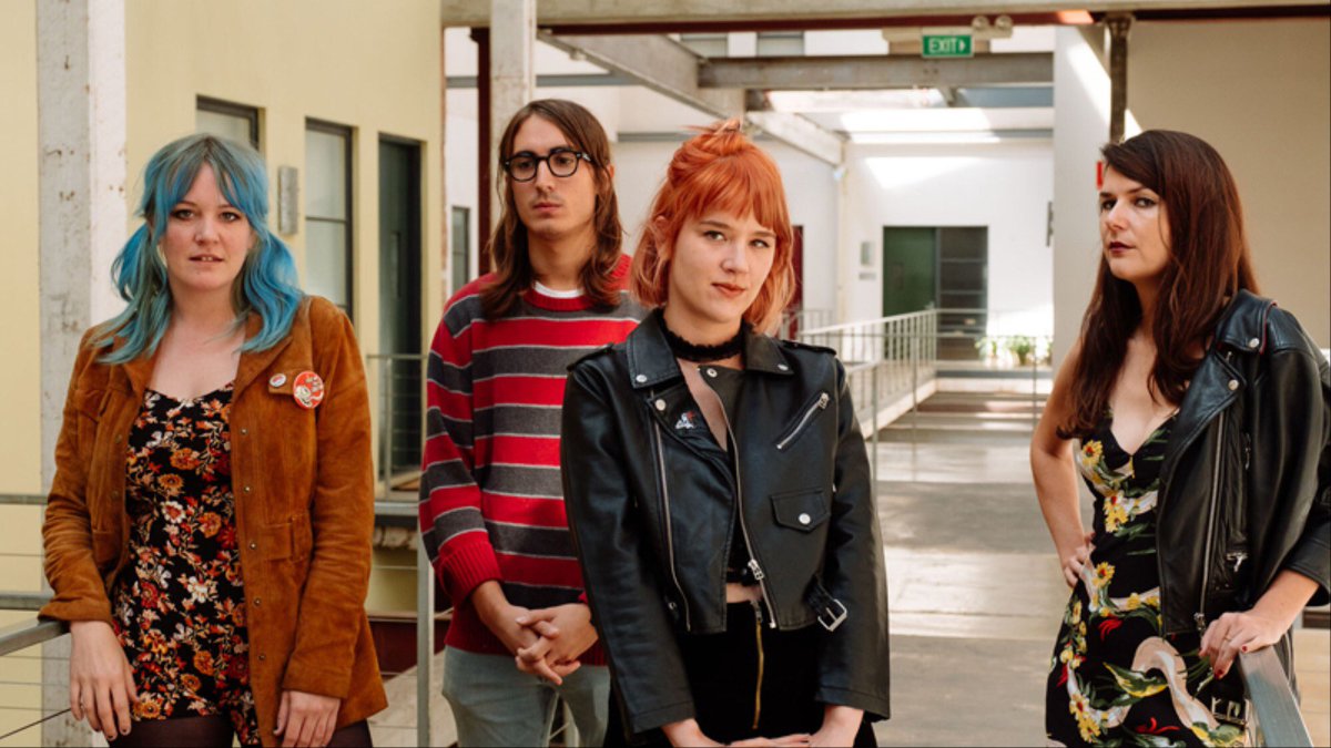 alfaxis's tweet photo. Tripleta bien variada en #NeoFM, desde Seattle Danny Denial y el darkwave de @darksmithmusic (Degressive 2019) @HelloBleached girl power del sur de California y los chilenos #Tottem con uno de los 2 temas 2020 que liberaron via @SpotifyChile El Olvidado y Rock is loud @sonarfm https://t.co/cPIuy1kqU5