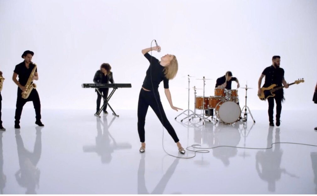 For #DiscoveryHomeSpirit musician day I dressed and acted like <a href="/taylorswift13/">Taylor Swift</a> from her shake it off video <a href="/MissKrupaDES/">Kathleen Krupa</a> @MsHarrisDES <a href="/DiscoveryAPS/">Discovery APS</a> <a href="/DiscoveryESPTA/">Discovery PTA</a>