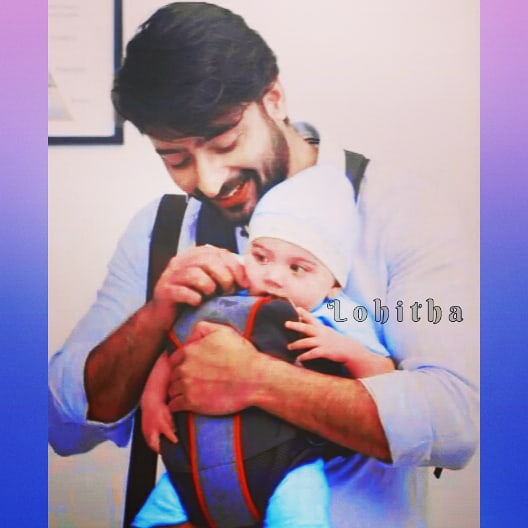 Lohii_SNS's tweet photo. Adorable DevรShubh Dixit's โค
#KRPKAB #KuchRangPyarKeAiseBhi
____
@Shaheer_S @VidvaanSharma #ShaheerSheikh #vidvaansharma
#devdixit #Shubhdixit #4YearsOfKRPKAB https://t.co/dH432qV5sB