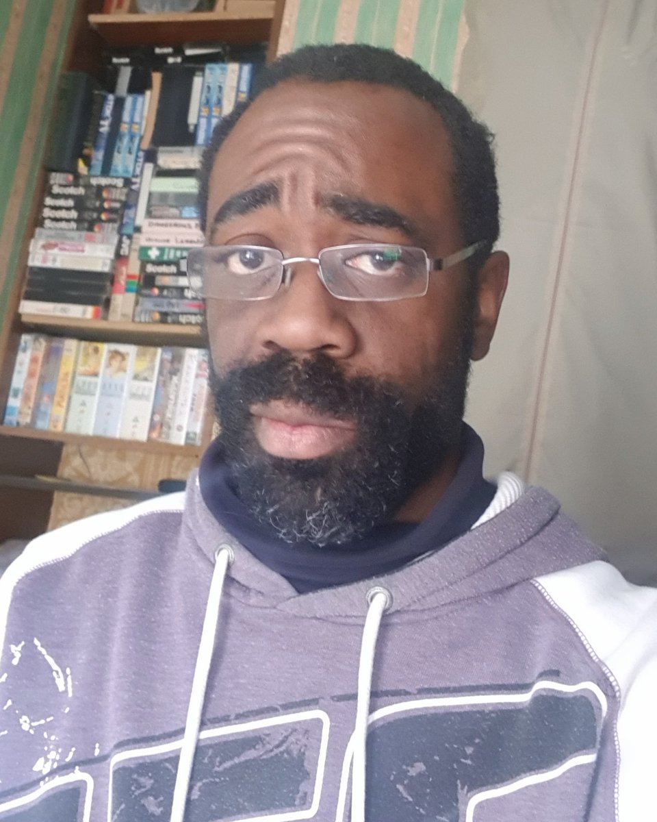 TEMPHUiBIS's tweet photo. ... whatever #selfie #lookingold #beard #lockdown https://t.co/uDtGKk4uKj