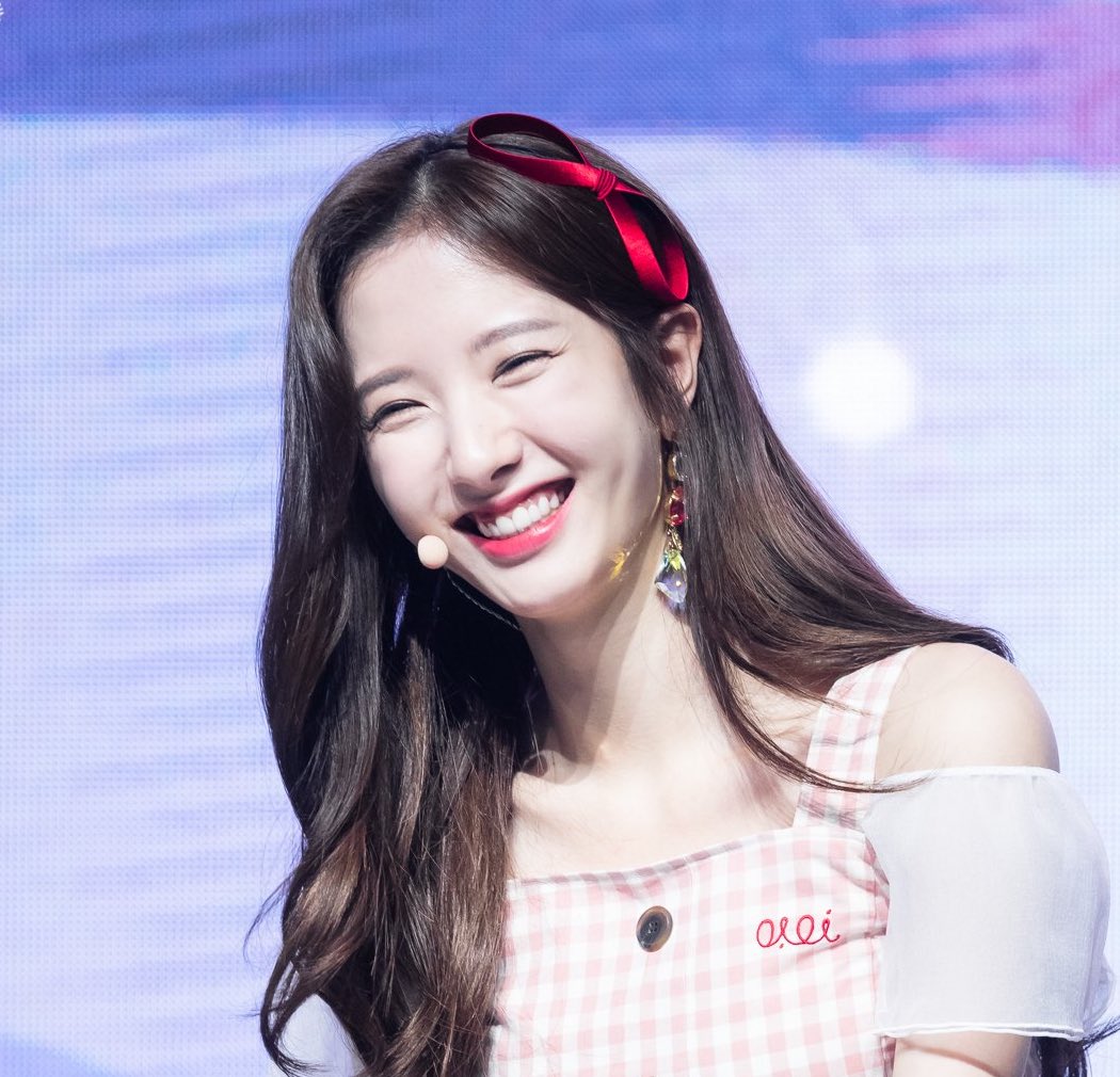 ♡ — bona’s cute smile: thread