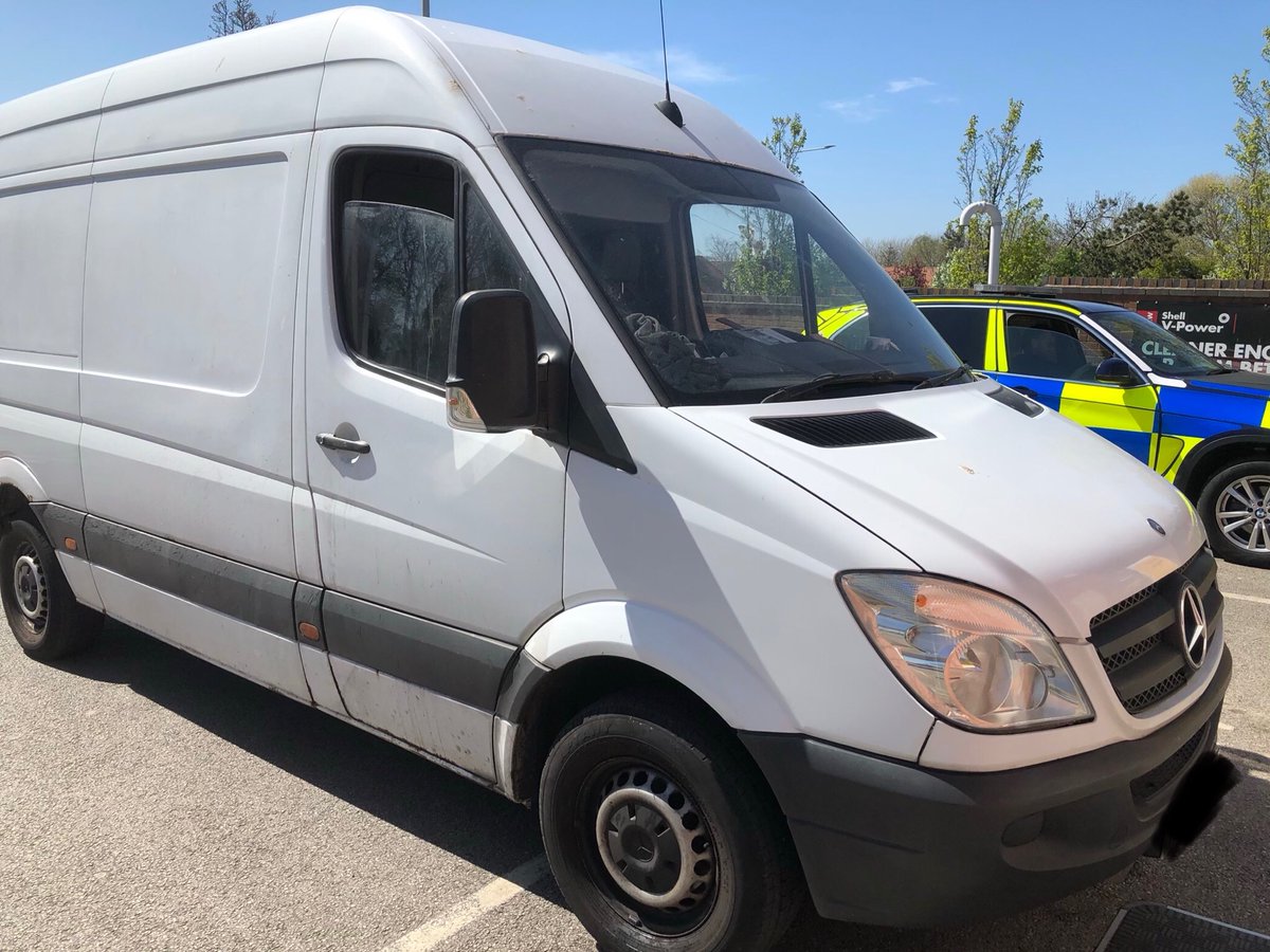 LancsRoadPolice's tweet photo. This van seen in the Singleton area with no insurance held on it. Enquiries with the insurance company showed it had been cancelled in February due to the owner not returning paperwork to them. Driver reported and the van seized sec165. @DriveInsured #MN41 #HO75 #T2TacOps. https://t.co/EOgflK7tmO