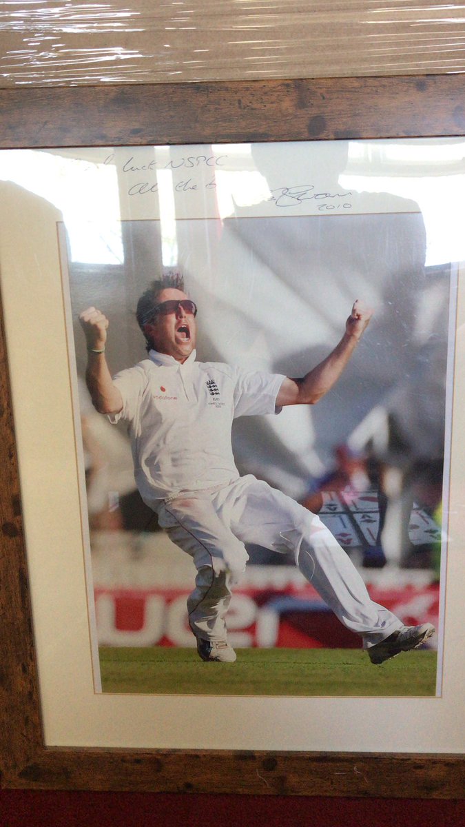 TaffBrooks20's tweet photo. @Swannyg66 if I get a new surround for this will you resign it please? https://t.co/TLkh4LnNau
