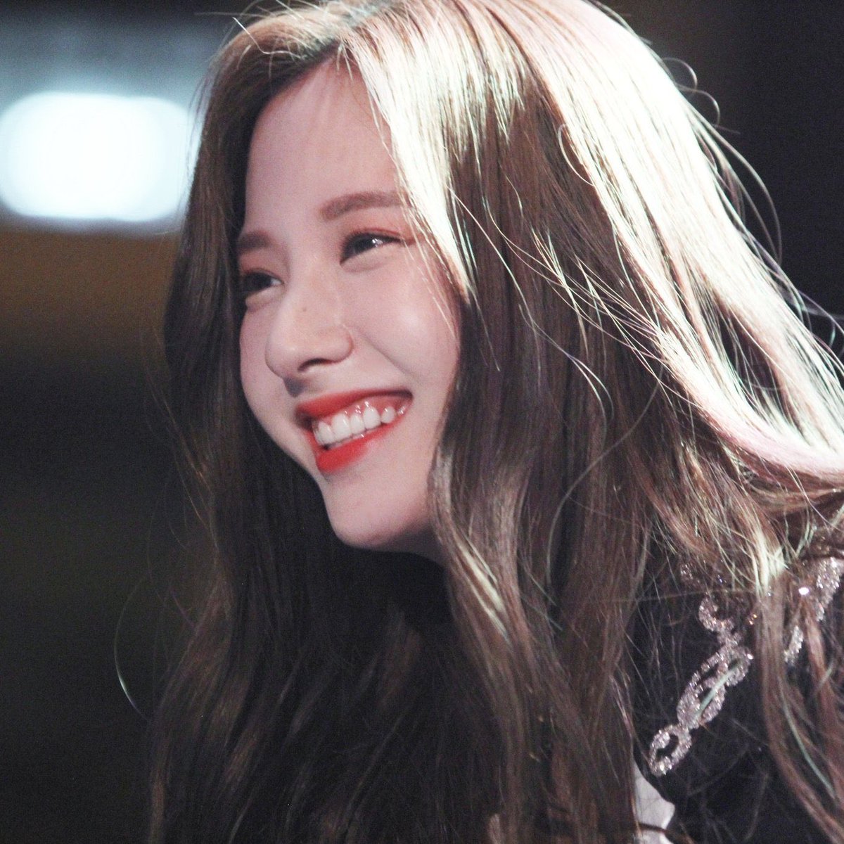 ♡ — bona’s cute smile: thread