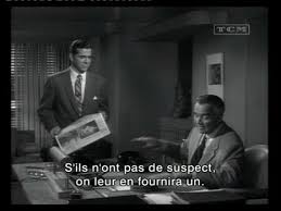 Pour autant, Simon ne va rien lâcher de ses ambitions fictionnelles, au point de lancer Jimmy et Lester dans un arc narratif hallucinant de bidonnage d'enquête, indignes des 2 cadors, mais au fumet pervers digne de Fritz Lang, comme dans LA 5E VICTIME ou L'INVRAISEMBLABLE VÉRITÉ