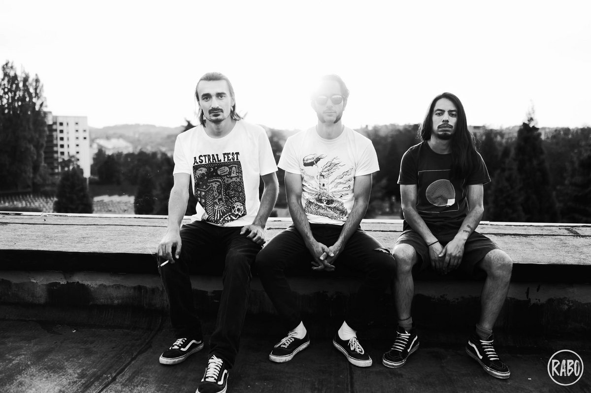 stream these :: SLIFT + The Flucts + <a href="/girlsinsynth/">GIRLS IN SYNTHESIS</a> + J Foley + Plastics + TURIN HORSE + The Degenerics + @ManekaDevin + <a href="/moormother/">poetry</a> &amp; <a href="/mentaljewelry1/">mental jewelry</a> + <a href="/Ganserband/">Ganser 🫠</a> + King Buzzo + <a href="/beccamancari/">Becca Mancari (musician/producer)</a> – GIMME TINNITUS - bit.ly/2RUTHiV