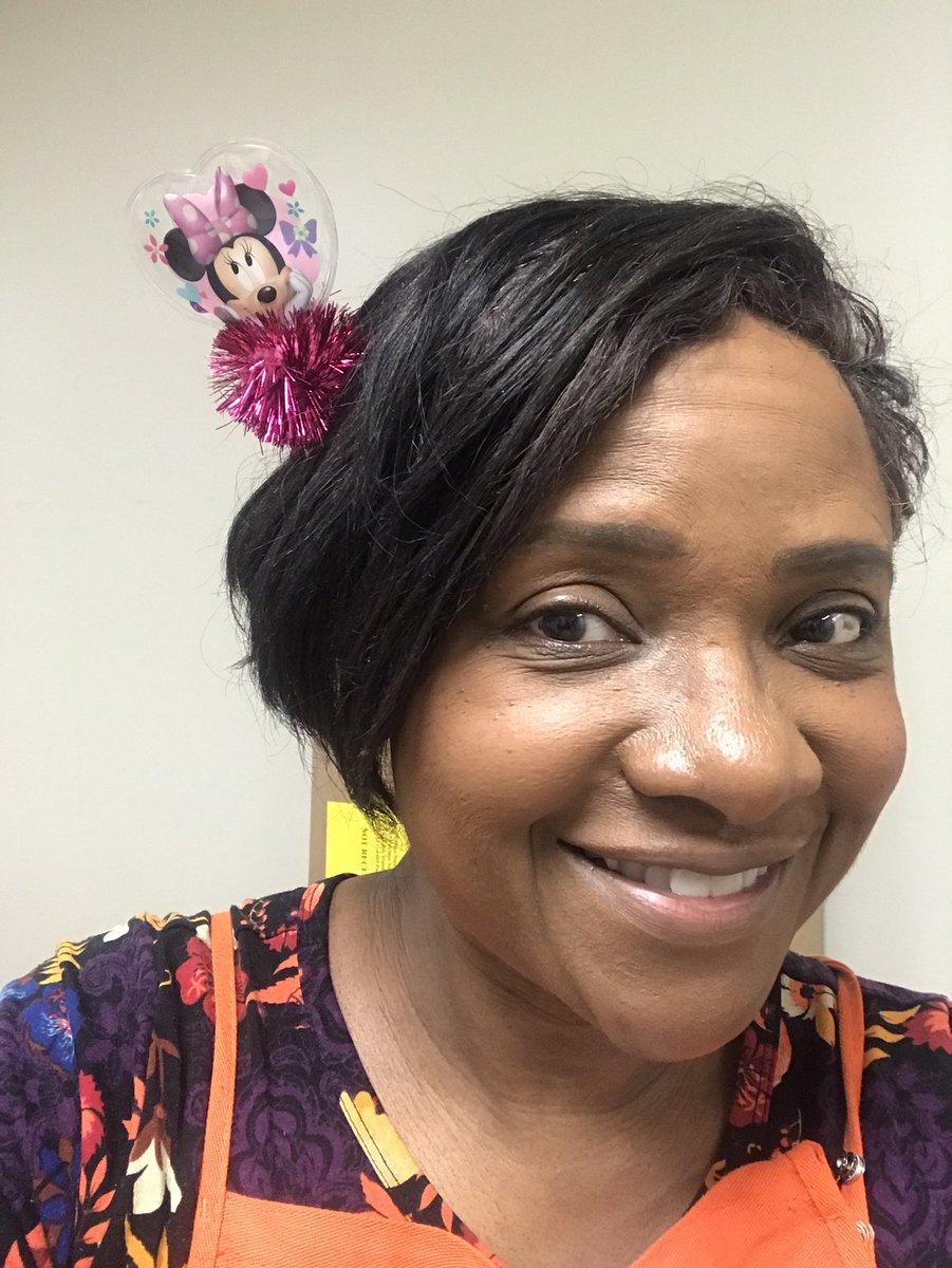 JoanCarlton3's tweet image. 2768 Disney Day 😍👏👏👏👌#MWSpringSpiritWeek @beck_missy @darcon49085 @mirandie11 @gilbert_alvina @pungoose @bobsaniga @kathyraglin840 @thouchin13 @StephenMGunter @Diana_T_Tran @JanaVugteveen @metsup2768 @thouchin13