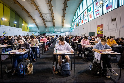 Polytechnique's tweet photo. Les épreuves écrites de notre concours d’admission se dérouleront : 22-26 juin (MP, PC et PSI), 22-30 juin ( PT) et 30 juin-3 juillet (BCPST), sous réserve des conditions sanitaires à cette période. Épreuves orales les 2 dernières semaines de juillet
➡️ https://t.co/FrKuZ7DLNM https://t.co/z7TxKvsoGR