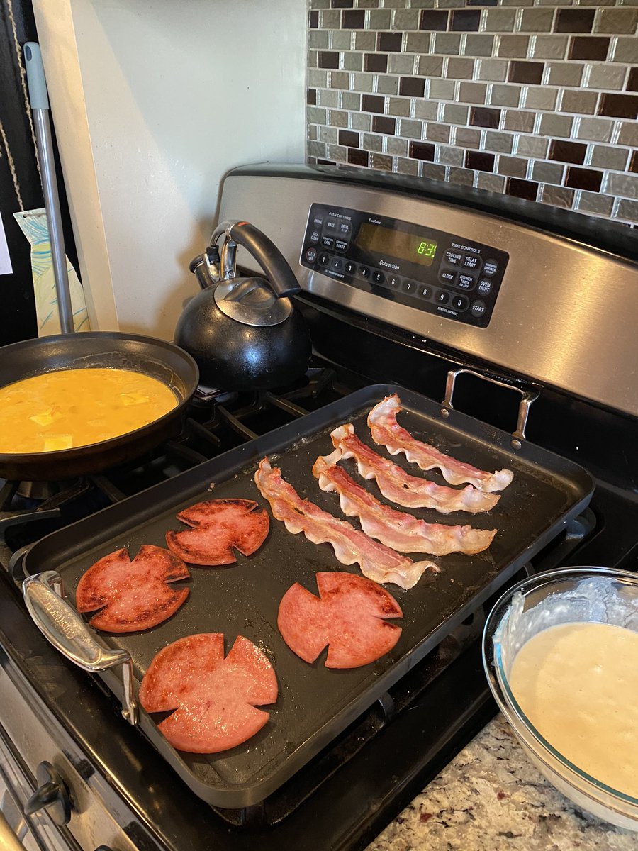 Eggs 🍳 bacon 🥓 Taylor ham and pancakes 🥞 for today’s breakfast!  My family is always hungry these days! Lol 😆 #virtualspiritweek #thiscookistired #whatscookin? #yum 😋 @FordsMiddleWTSD