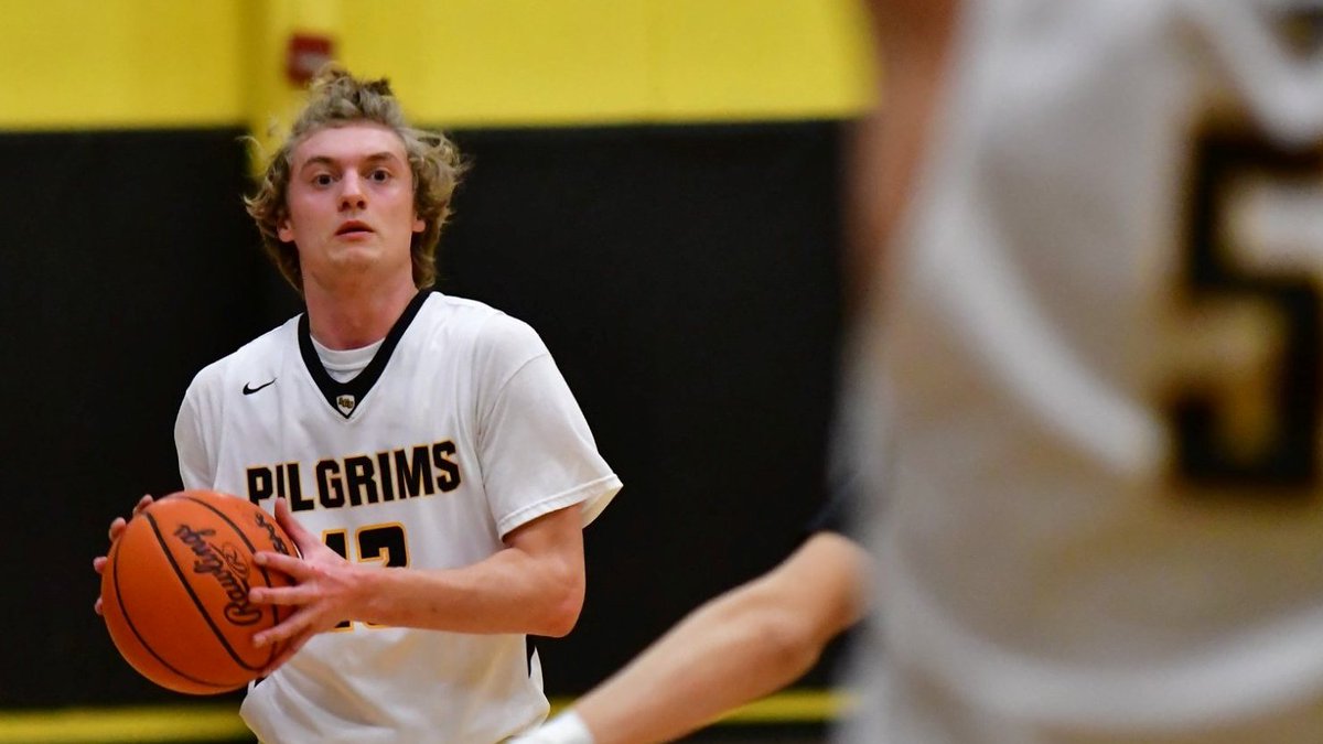 LC_Pilgrims's tweet photo. Riley Donahue - #13
"I admire Riley's grit, both on the court and off. His ability to preserve through the difficult storms of life will carry him far." -Coach Chris Mustaine #LCS_SeniorAthletes https://t.co/gffuSWsqzn https://t.co/X3hxHJKVxy