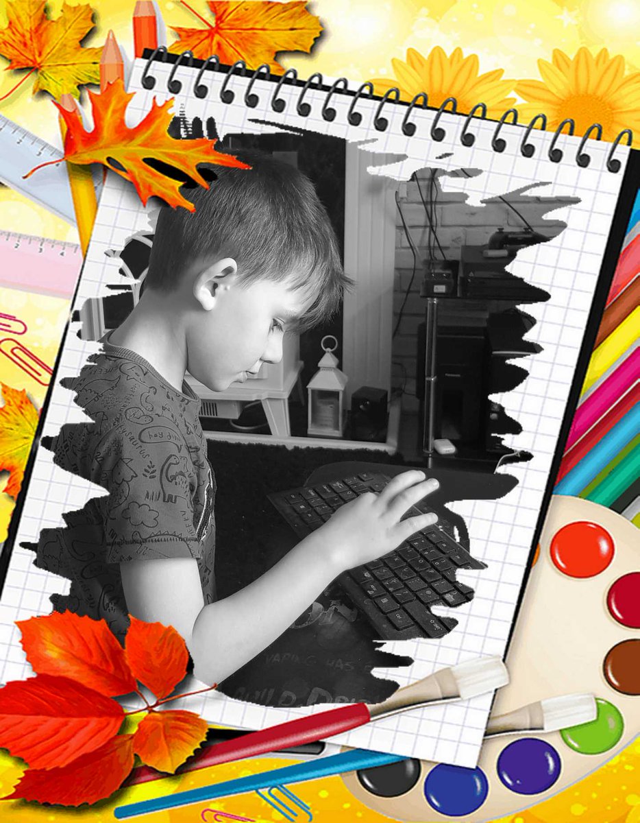 tricha_ann's tweet photo. Michael enjoying his online school work 
#HOMESCHOOL2020 🍎📚📝 https://t.co/RyMZjX78k9