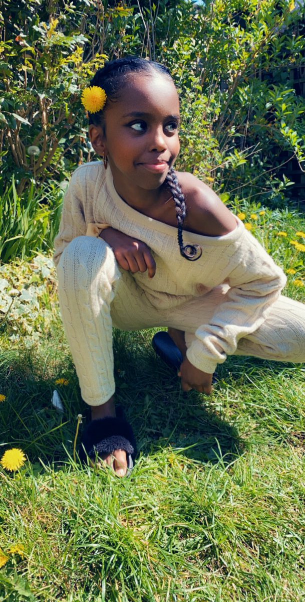 its_honeylove's tweet photo. Can we just get my princess a modelling contract on her 10 birthday 🎂 #model #Somali #blackmodel #fashion #kidsfashion #highfashion #modeling #fashionagency #modelagents #RT https://t.co/ic19cZt9mY