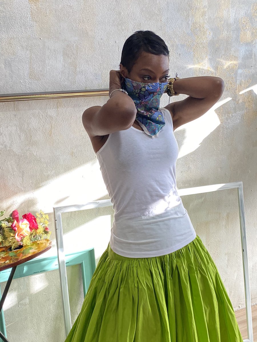 ComedianTyRaney's tweet photo. Good Morning!! My wife modeling some @Sofistafunk this woman is so creative with a needle and thread. https://t.co/xsFvIa2zM8