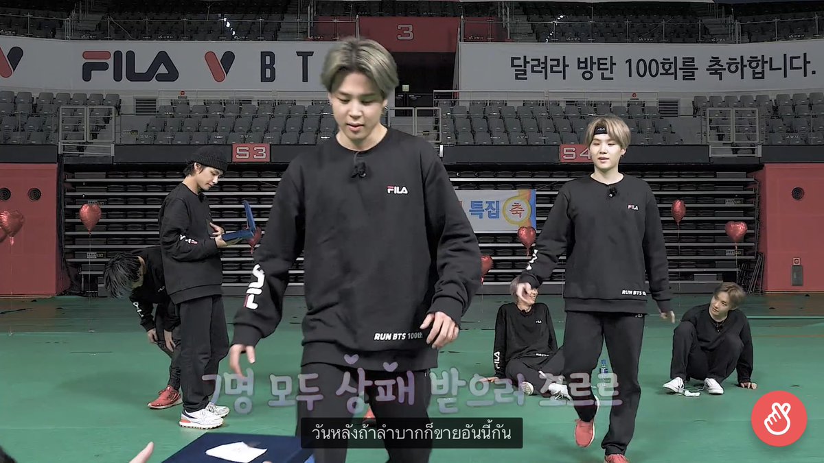 bonunzabonus's tweet photo. ทีมงานมอบโล่เกียรติคุณให้เพื่อตอบแทนความตั้งใจของ @BTS_twt มาซึ้งๆเลย พี่จินก็พูดขึ้นมาว่า "วันหลังถ้าลำบากก็ขายอันนี้กัน" ตาพี่!!!!! ไม่ได้ป้ะพี่ 😂😂😂😂😂😂😂😂😂😂😂😂😂😂😂😂😂😂😂😂😂😂😂😂😂😂 @BTS_twt https://t.co/yxvCy5GpIY