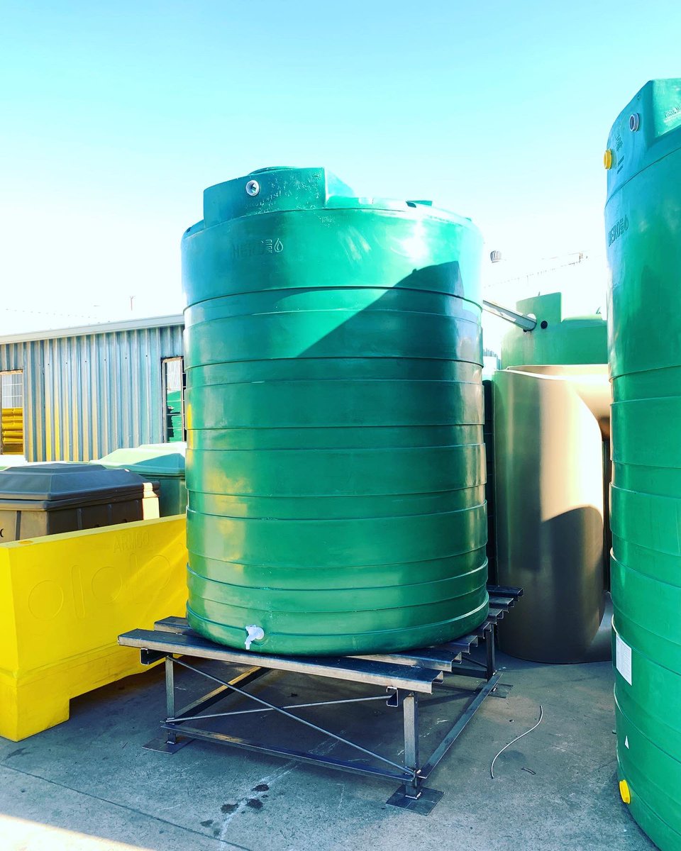 HeroRoto's tweet photo. Helping flatten the curve to cure covid-19 ... New tank stands for government for rural areas. To help people to wash hands, fill buckets or anything else. 
.
.
#heroroto #newherointown #covid19inSA @LindiweSisuluSA @DWS_RSA @SAgovnews @Rand_Water https://t.co/Ti6X6abfnB