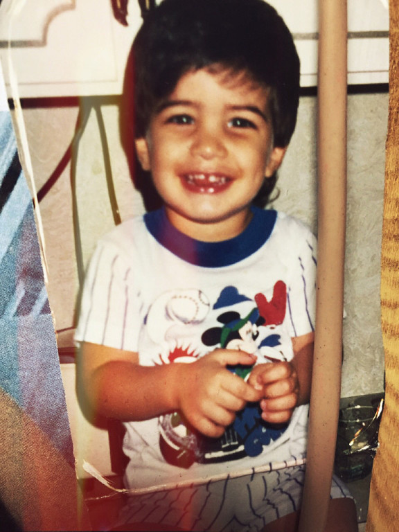 JencarlosNow's tweet photo. Happy birthday @jencarlosmusic we wish you all the best in the world 🥰🍾 te queremos mucho🎊🎉🎈🎁😍 #HappyBirthdayJen #Jencarlos https://t.co/cVSWXKJFcX