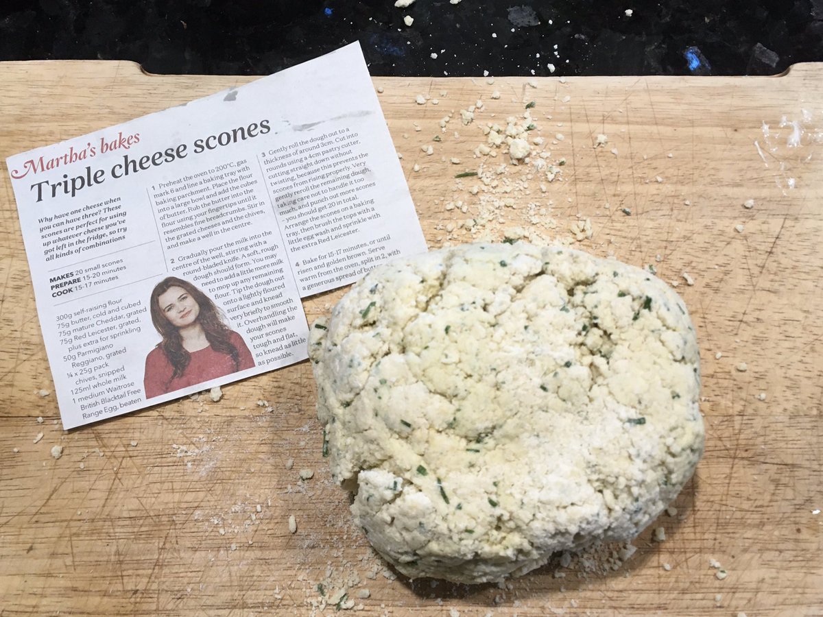 Hot cheese scones freash from my aga and so quick to make. #cheesescones #homegrownchives #paulineskitchen #cheese #lunchtimetreat