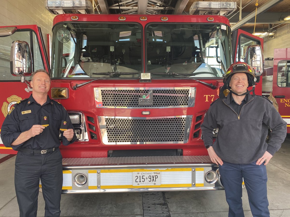 LdnOntFire's tweet photo. Congratulations to reclassified Senior Qualified Firefighter (Qualified Captain) FF Adair - way to go! Wear your new red helmet with pride, helmet present by District Chief Braatz 👏🚒🇨🇦 #ldnont #PhysicalDistancing #lfdont - Ontario, Canada @LPFFA https://t.co/yD4bFeOqZJ