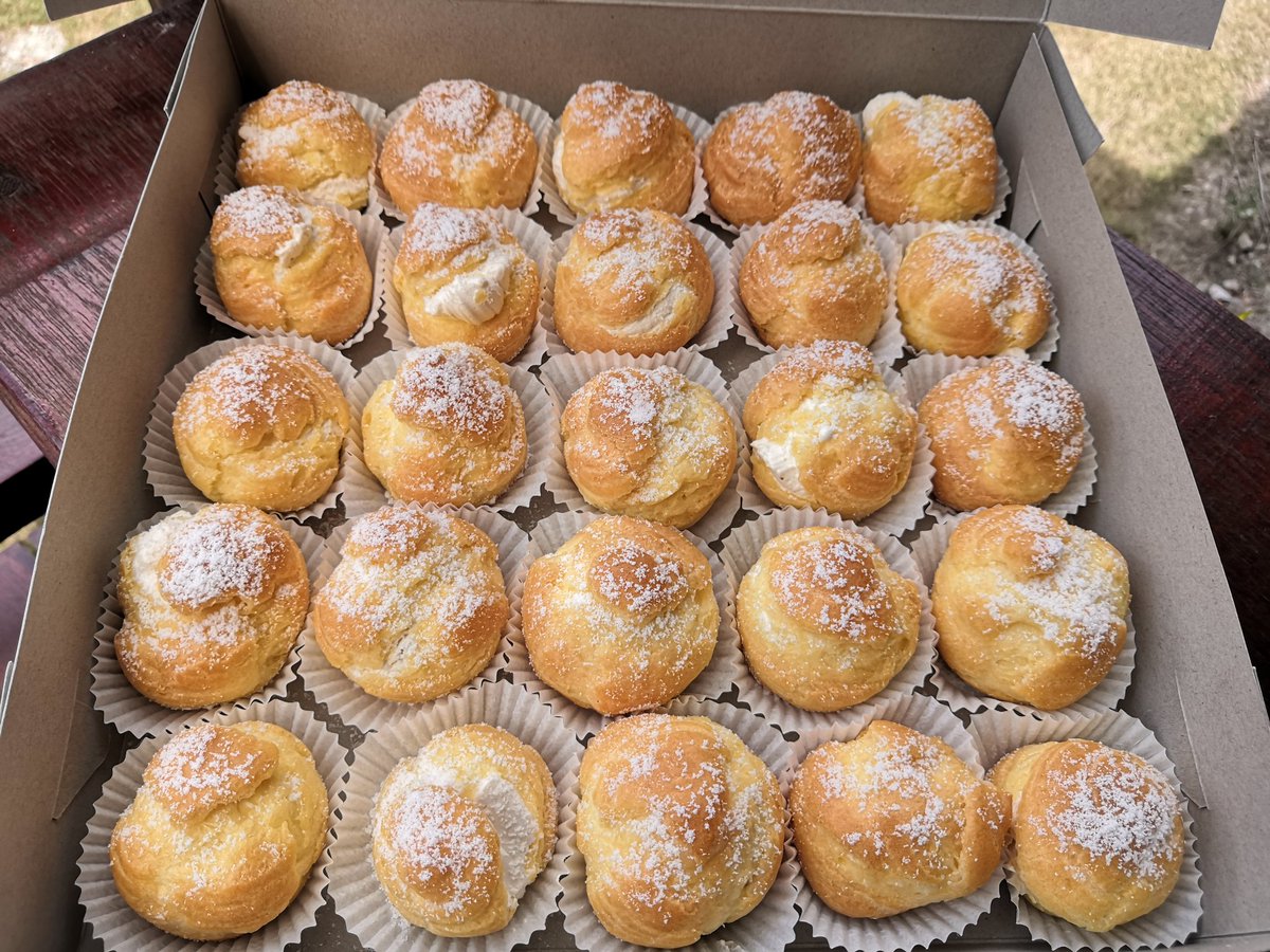 maselyanabila's tweet photo. Yg mana area Sungai Besar,Sabak Bernam dan Sekinchan untuk Ramadhan ni pun kami still accept order2 dessert 🥰.boleh jenguk ig kami @nandongbakery untuk lebih banyak lagi kemanisan yg anda inginkan😃♥️ ! https://t.co/hNVWEJw1lk