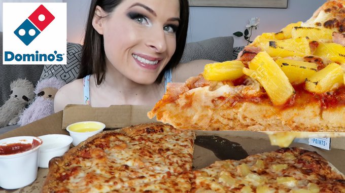 Watch Natalie Nightwolf 👽❤️'s leaked NSFW photo on TwXstars