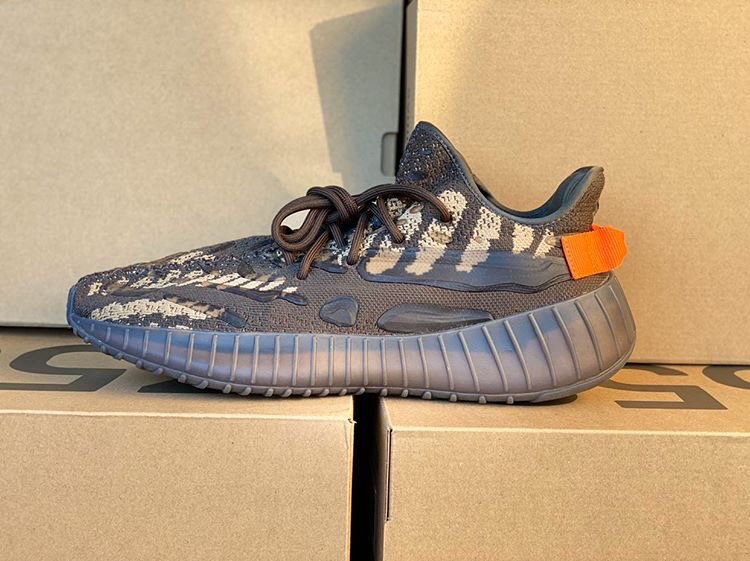 Adidas Yeezy Boost 380 vs Adidas Yeezy Boost 700 V3 SBD