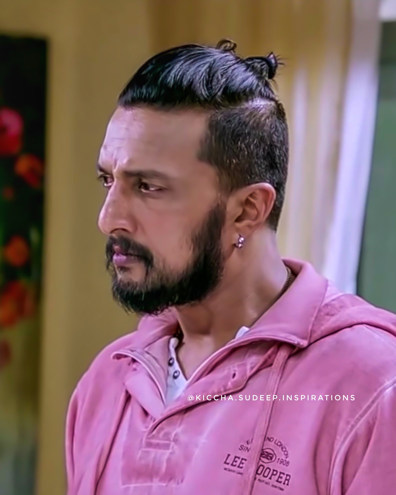 kiccha sudeep Images • Pragna kiccha (@pragna9190) on ShareChat