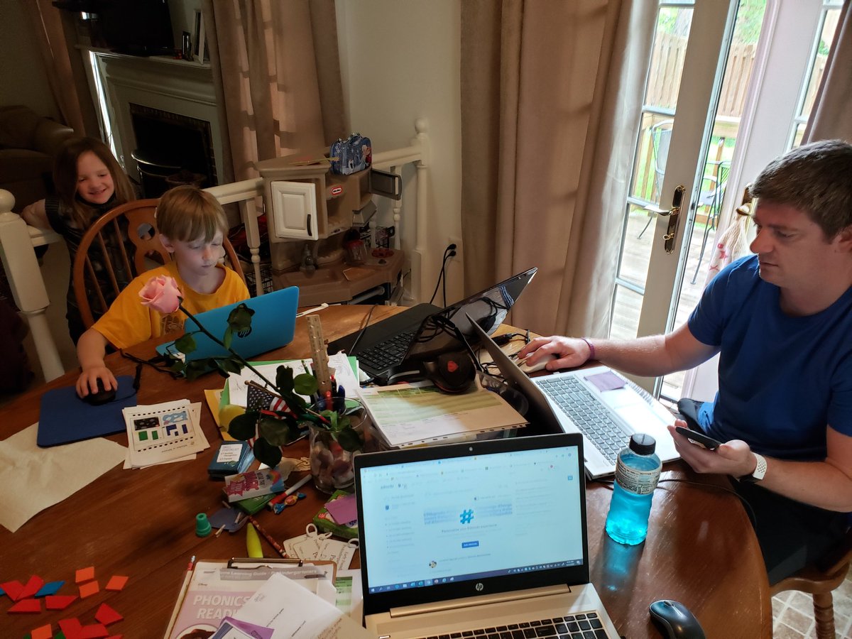 rbaudendistel's tweet image. 4 laptops going for at-home learning... and the 2nd grader is using 2 of them...
#covidlearning
#makingthemostofit
#futurecoder