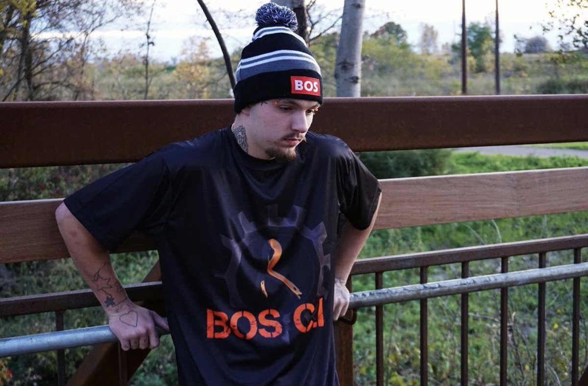 BOSCL2's tweet image. Takes time and patience to build something that means the world to you striving my hardest to prefect this brand ! 
#urbanphotography #street #streetphotography #streetstyle #clothingline #clothinglabel #hoodies #hoodie #tshirt #tshirtdesign #theegg #fashionblogger #fashionista