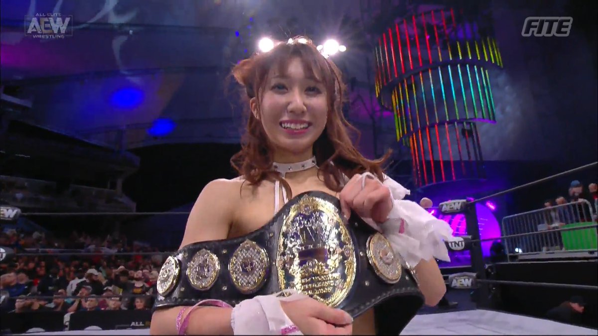 Nyla Rose vs Hikaru Shida vs Britt Baker vs Riho¼Non-stop show stealing action that never let up & never allowed u a chance 2 catch your breath. Shida got a lot of love from the fans multiple chants for her they were ready 2 see her take the title  #AEWDynamite  #AEW