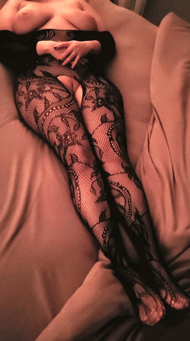 My new lingerie. Wanna watch me fuck in it? https://t.co/jNpzZ7RcMg #onlyfans #lingerie #camgirl #pornhub<a href="/tag/lingerie"class="tags"><span>#lingerie</span></a><a href="/tag/followme"class="tags"><span>#followme</span></a><a href="/tag/sexy"class="tags"><span>#sexy</span></a><a href="/tag/hot"class="tags"><span>#hot</span></a><a href="/tag/bigboobs"class="tags"><span>#bigboobs</span></a><a href="/tag/pornhub"class="tags"><span>#pornhub</span></a>