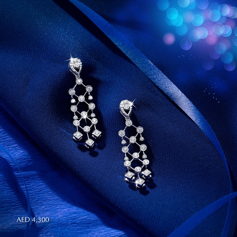 Every moment deserves a bit of elegance.

#lialijewellery #earrings