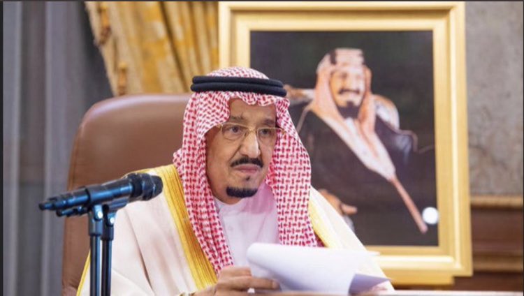 _Nasser_404's tweet photo. سيدي  الملك سلمان بن عبدالعزيز حفظ الله 
ابنائنا وبناتنا خلال هذا الفصل خضعوا لجميع أنواع التقييم من اختبارات وبحوث والخ...
بذلوا الكثير وعانو الكثير
نرجوا من الله ثم منكم ادخال الفرحه على قلوب ابنائنا وبناتنا الجامعيين بإلغاء الاختبارات النهائية. #عيالك_يطلبونك_ياملك_سلمان https://t.co/xbsL4G3aru