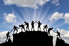 Als we met z’n allen serieus achter het Common Ground-gedachtegoed staan, dan is het nu of nooit. Lees er alles over:  
procura.nl/algemeen/commo…
#commonground #gemeente #procura...