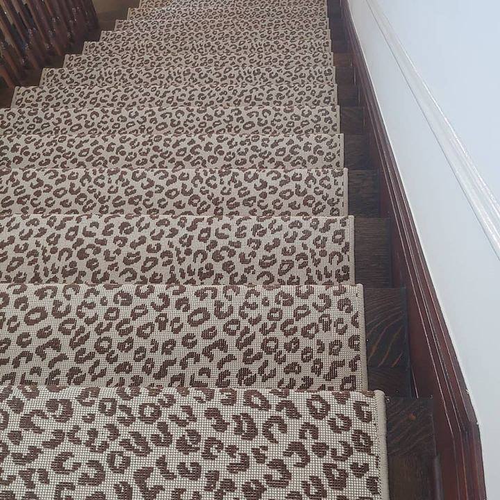 stantondesignco's tweet photo. Felix lookinβ awesome as always...
.
.
.
#repost #stantonhasyoucovered #stantoncarpet #luxurydesign #interiors #interiordesign #homeinspo #homedecor #entryfoyer #homeinspiration (πΈ: @texascarpetbinding ) https://t.co/c4nSuHha5T