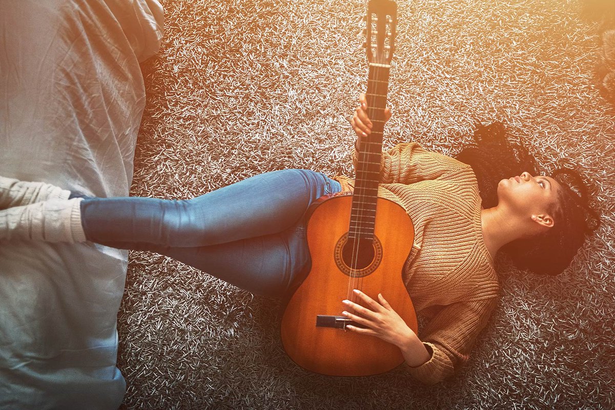 _WEARECONNECT's tweet photo. 🎼 When musicians experience loss, it’s natural to dive into the creative process to find solace. However, grief doesn't always translate into great music (and that's okay). Here's why: https://t.co/eJ2VDiQl2E https://t.co/fVCuLtnZXj
