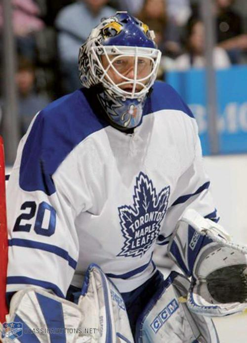 Happy 55th birthday to former goalie Ed Belfour! | 