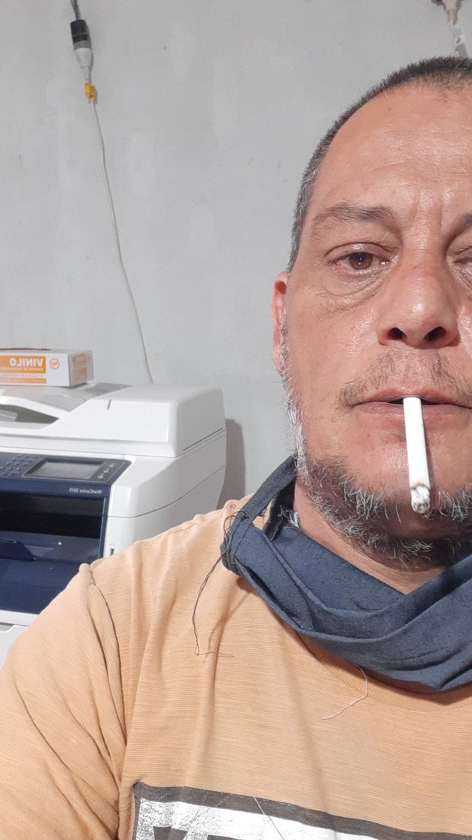 zangano181's tweet photo. Buen día para TOD☀️S!! En el obrador laburando, xq a este país se lo saca adelante TRA-BA-JAN-DO!!✌🏿✌🏿
Que tengan un excelente Martes https://t.co/96r5qePbWc