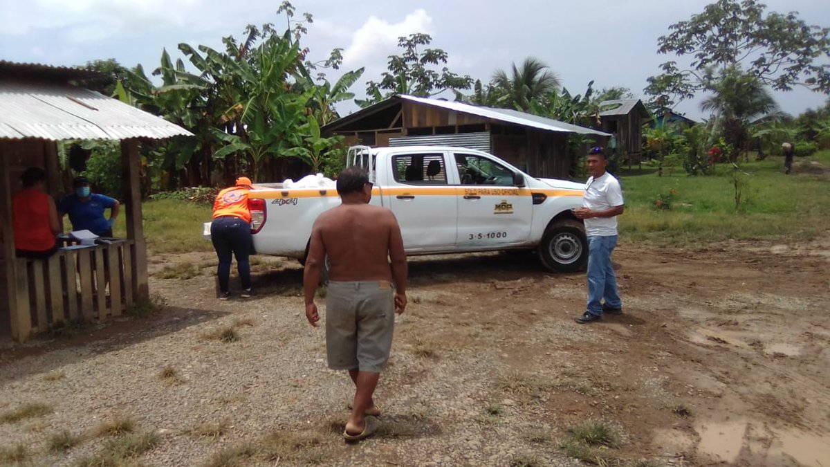 MOPPma's tweet photo. #BocasDelToro | Más de 10 mil bolsas de alimentos han sido entregadas a diferentes comunidades en Almirante,  Changuinola y Chiriquí Grande beneficiando así a más familias panameñas con el plan #PanamáSolidario. #ProtégetePanamá https://t.co/yKLf7asUsV