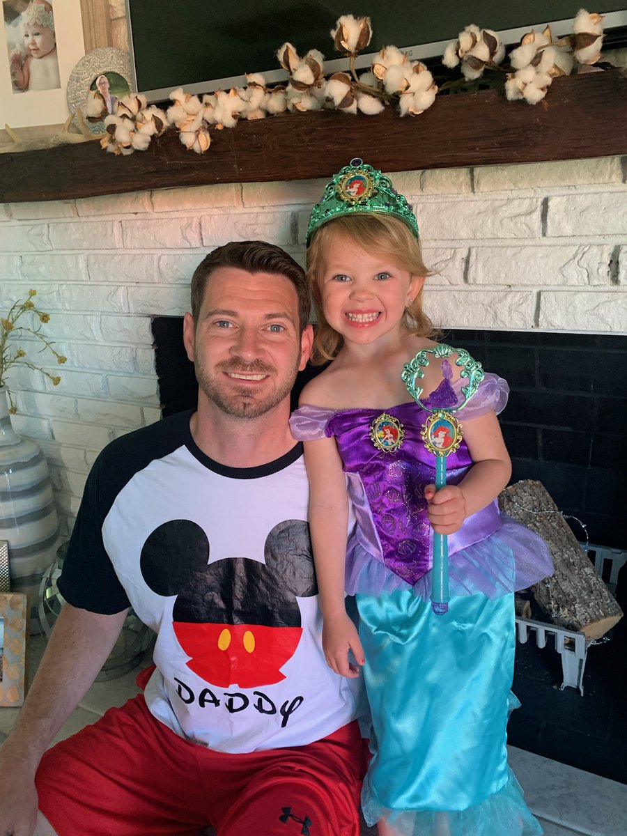 derek_rickard's tweet image. Disney day from home!! @jody_delicato @Linville2003 @john_l_gossett #MWSpringSpiritWeek