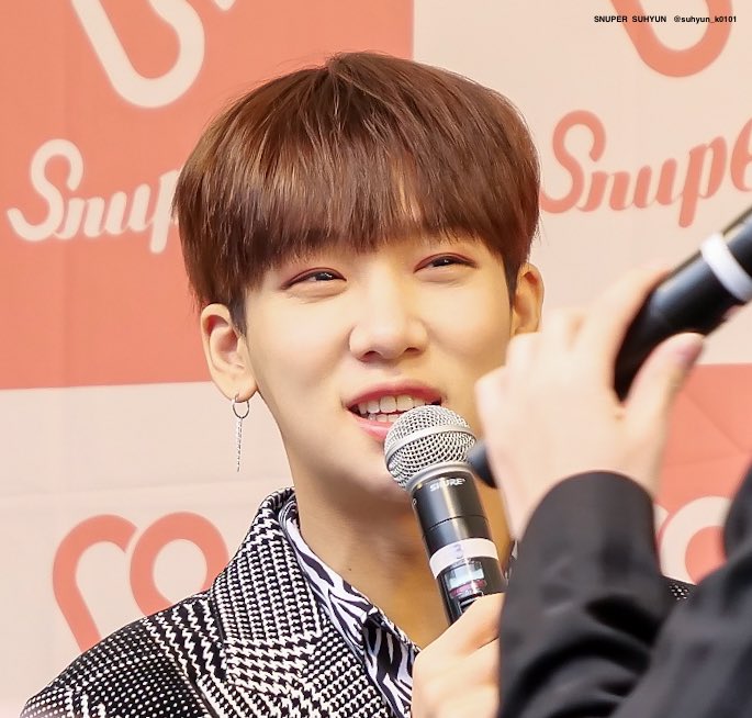 suhyun_k0101's tweet photo. 181216 Morinomiya Q'sMALL 
#스누퍼 #SNUPER #すぬぽ
#수현 #スヒョン #suhyun
@snuper6 @snuperofficial @SNUPERJAPAN #D479 https://t.co/gsmWXqYxF2