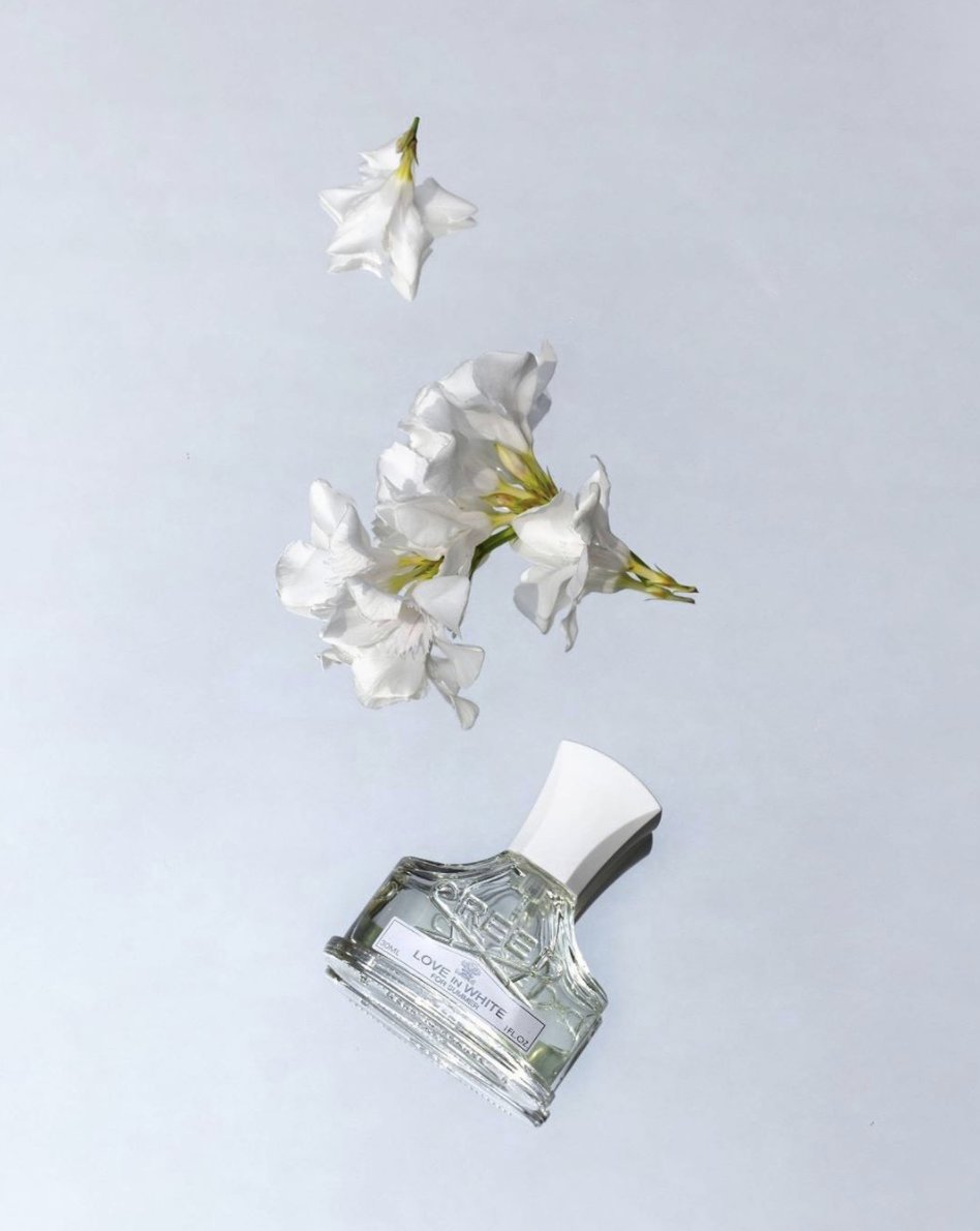 Love In White is a floral-fresh blend grounded by Florentine iris, French daffodils, and subdued, powdery Tonkin rice. An idyllic fragrance for ushering in spring. bit.ly/creed-best-sel…