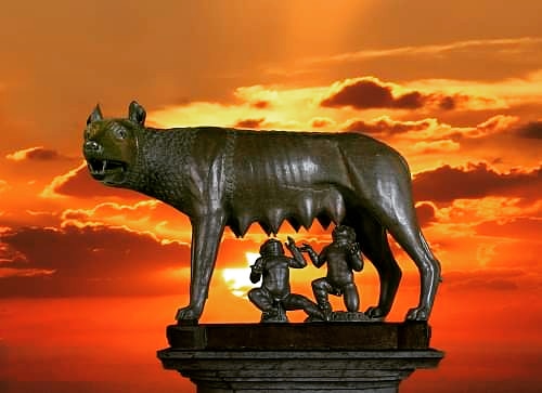 AntiquitatesR's tweet photo. 21 APRILE - ROMAE DIES NATALIS

In questo giorno meraviglioso nacque Roma.

#antiquitatesromanae #spqr #storiaromana #natalediroma #urbe #romanhistory #ancienthistory #rome #accaddeoggi #anticaroma https://t.co/xRiVaFJd88