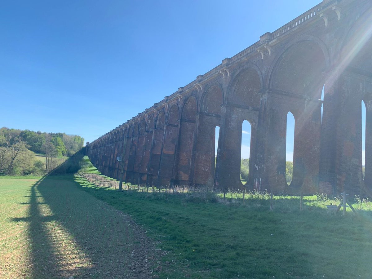 Geoinvestigate's tweet image. "Probably the most elegant viaduct in Britain" Todays #geotechnical #deskstudy #siteinvestigation takes #Geoinvestigates #engineeringgeologist past the #Ouse #Railway Viaduct near #HaywardHeath in #Sussex. 450m long x 29m high x 37 arches x 11 million bricks. Completed c.1840.