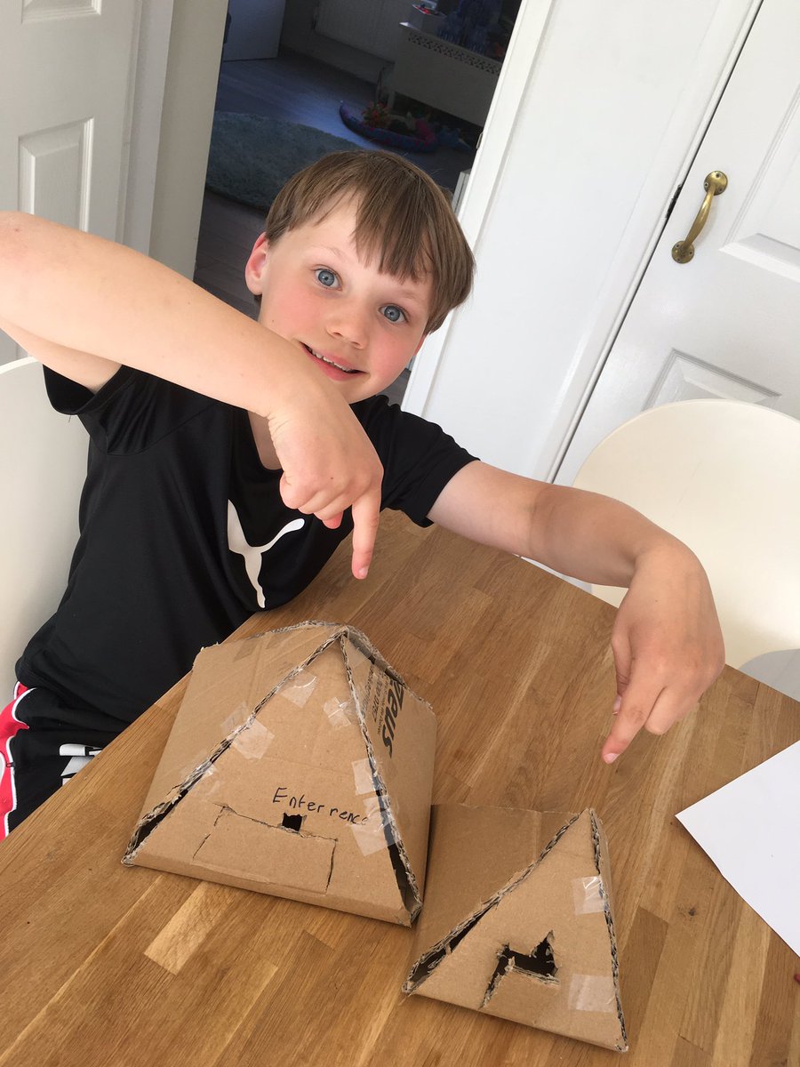 robertsonem's tweet photo. @MissSurgett Evie is making a start on her pyramids. Next is making a sarcophagus! https://t.co/uT46DzVOfb