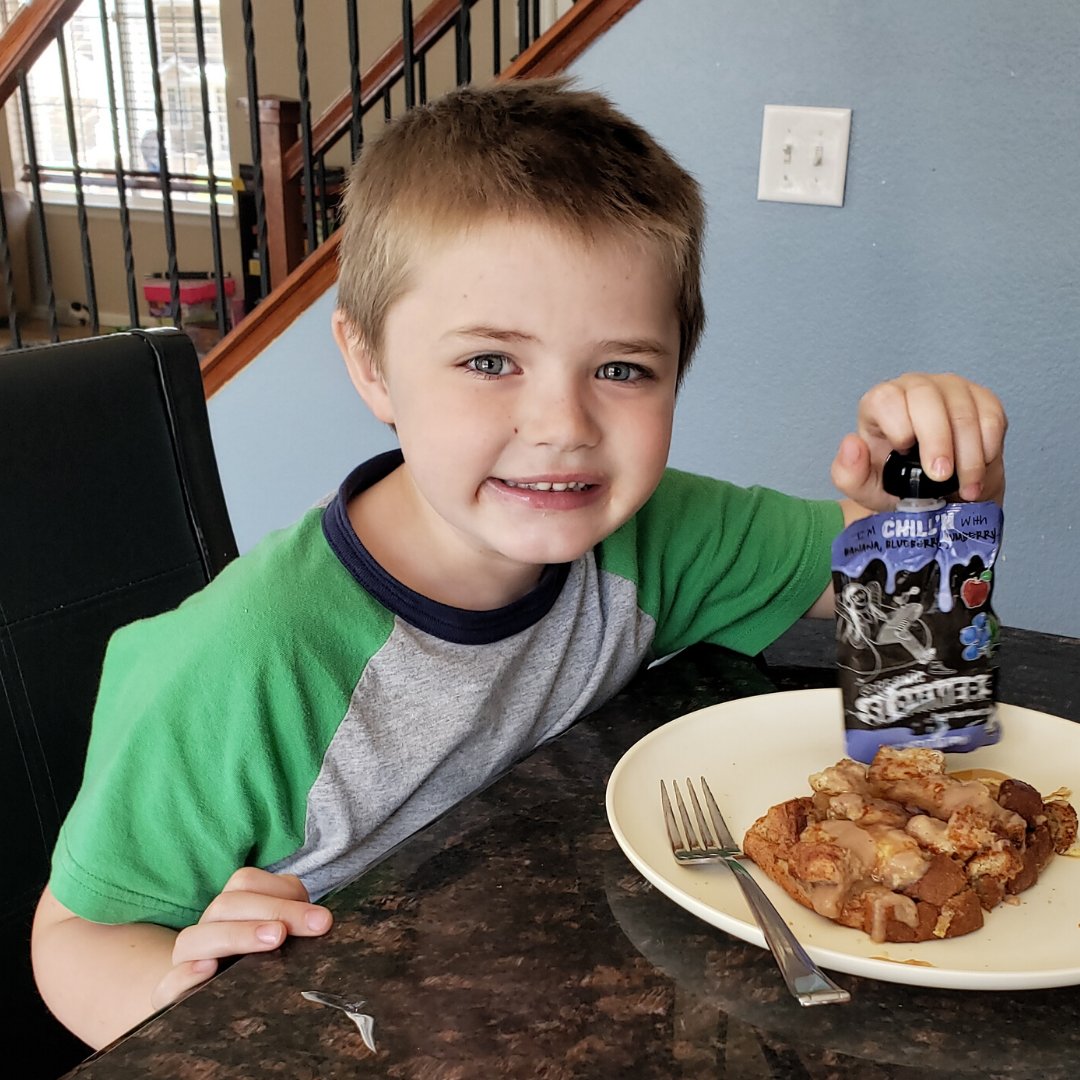 MKThorntonCO's tweet photo. We recently discovered Slammers Snacks and had a great time getting creative with Slammers Stuffed French Toast! #sponsored #SlammersSnacks #Kidssnacks #CookWithKids https://t.co/XnuljhdbU4
